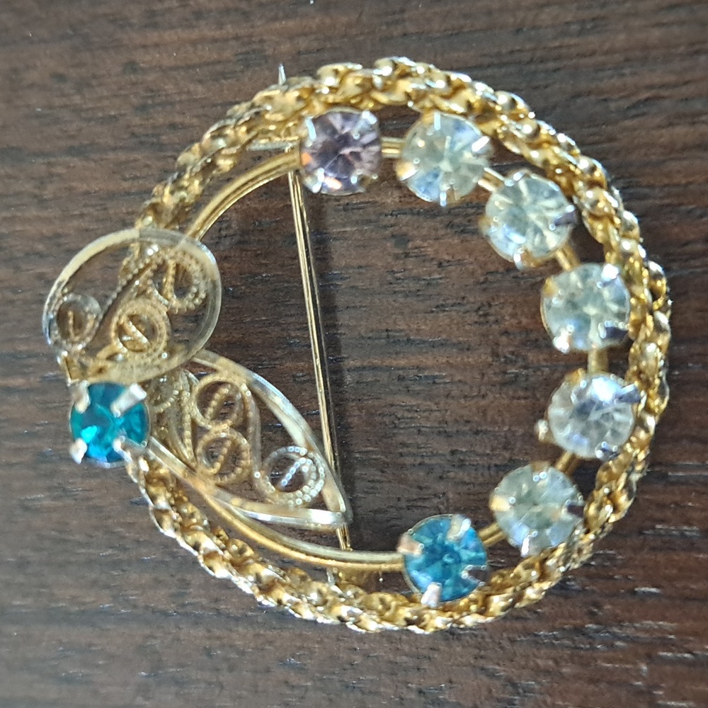 Brooch 1.25" 1/20th 12K GF Rhinestones